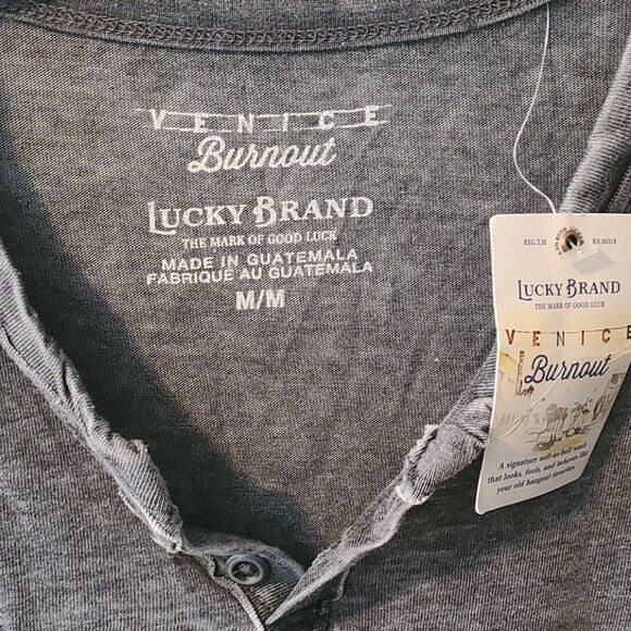 COPY - Lucky brand top  - Picture 2 of 3